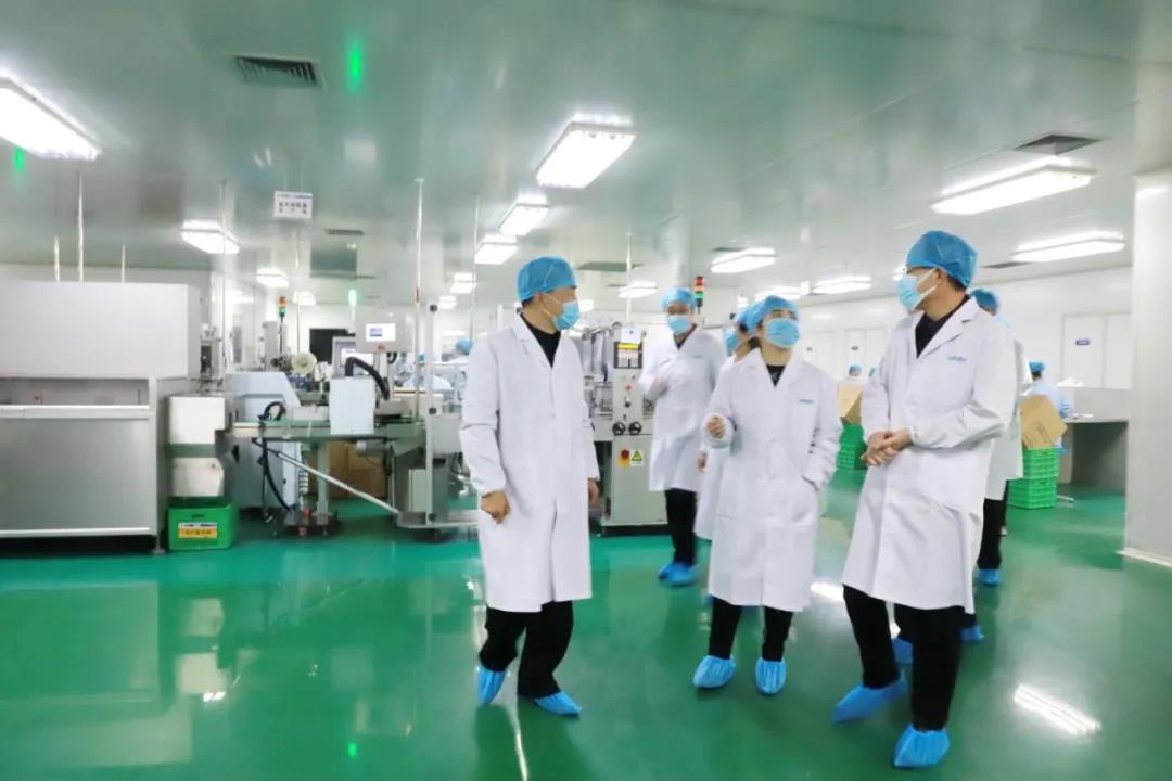 省委统战部副部长沈涛一行莅临三亿体育股份考察调研 省委统战部副部长沈涛一行莅临三亿体育股份考察调研