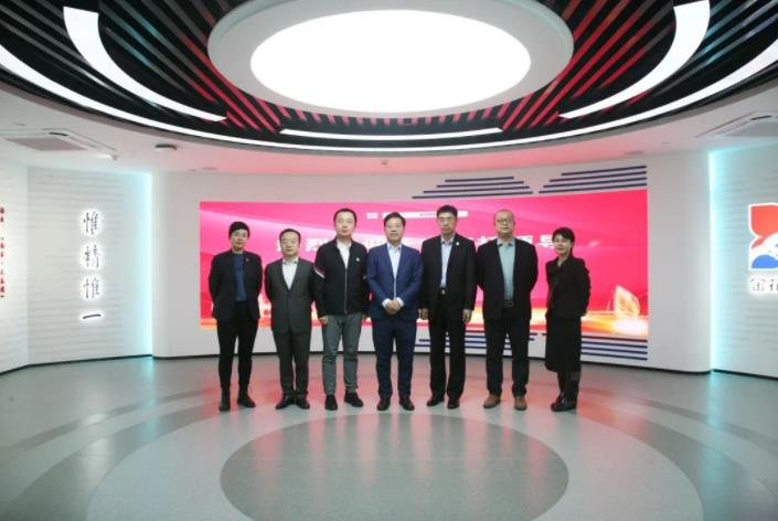 长安国际信托股份有限公司常务副总裁桂林一行莅临三亿股份考察交流