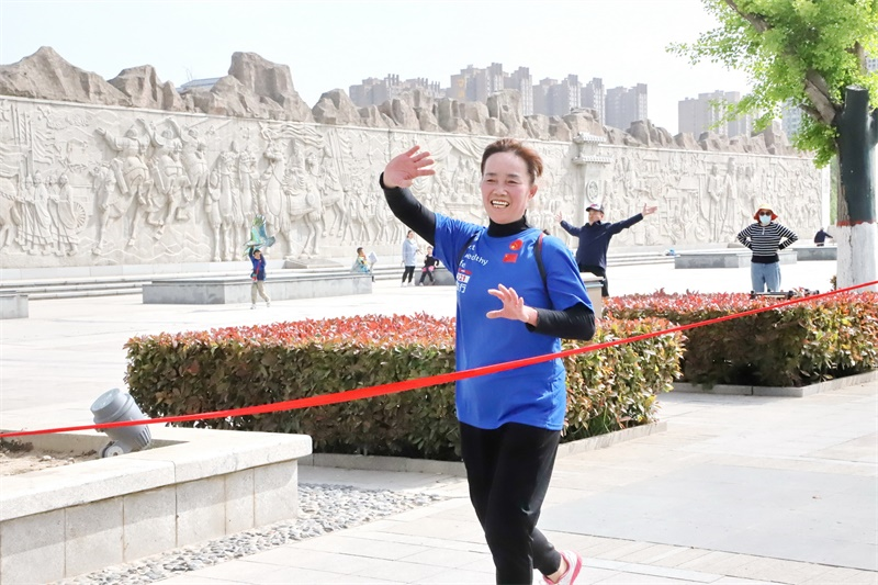 三亿股份2021年度健步行活动