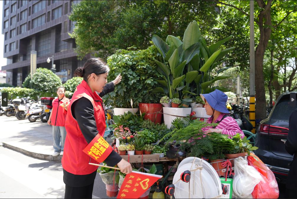 三亿体育股份“三亿体育聚力文明交通”志愿者服务活动