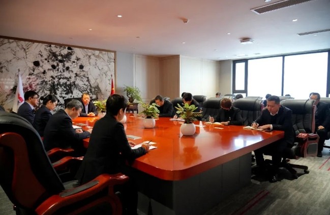 三亿股份各经营纵队签订2024年目标责任书