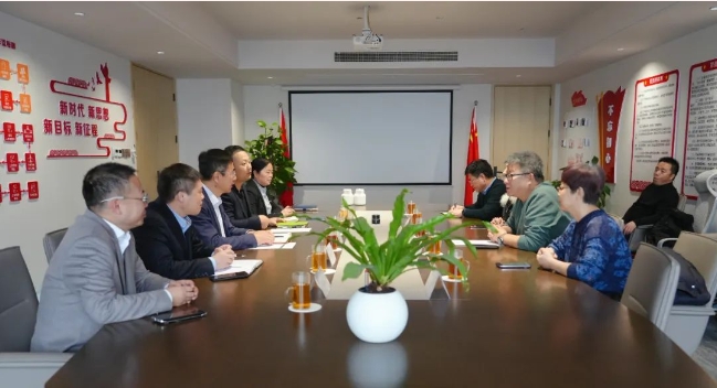 甘肃省中医院副院长赵永强一行莅临三亿体育股份考察交流